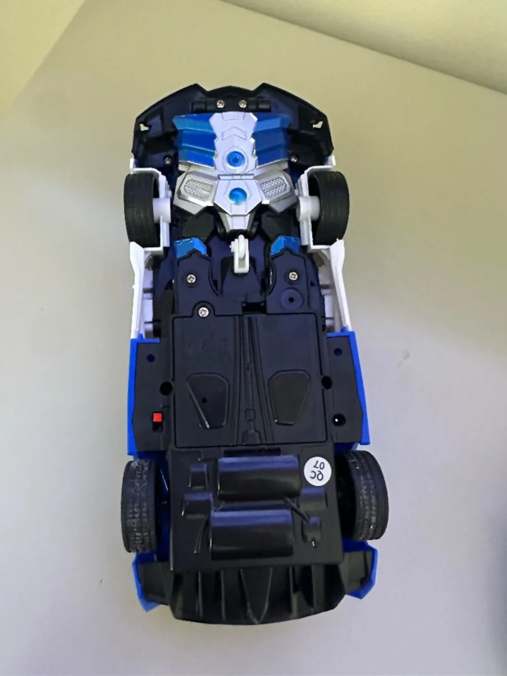 Remote control transforming police car